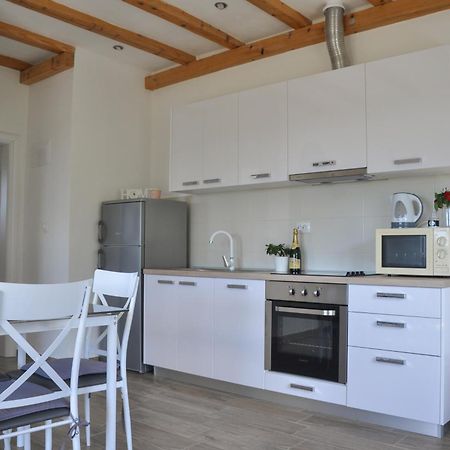 Apartmani Carnizza Ražanac Esterno foto