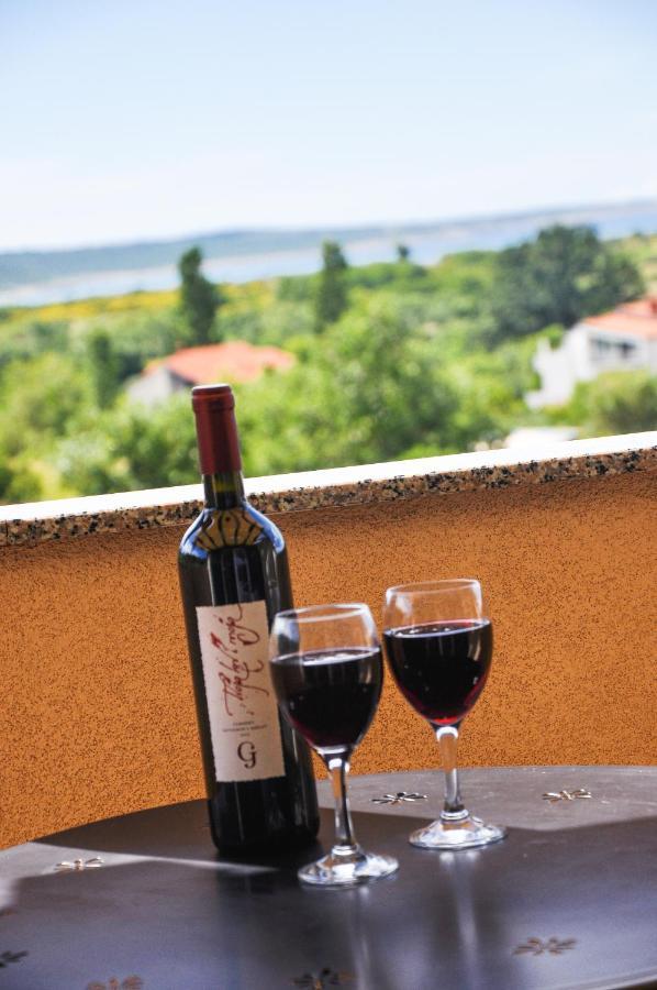 Apartmani Carnizza Ražanac Esterno foto